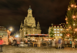 Frauenkirche-Dresden-Weihnachtsmarkt