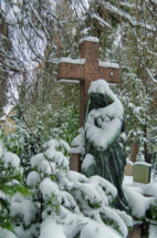 johannesfriedhof-meißen-cölln-winter-figur