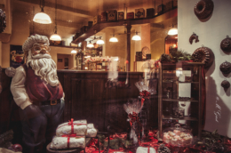 zuckerbäcker-schaufenster-weihnacht
